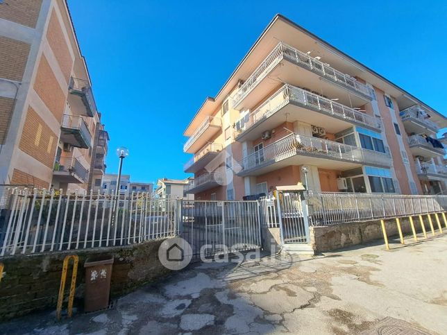 Appartamento in residenziale in Via Giorgio de Falco 150