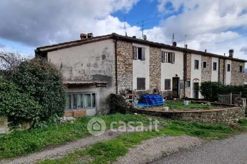 Casa bi/trifamiliare in residenziale in Località Casaglia 14