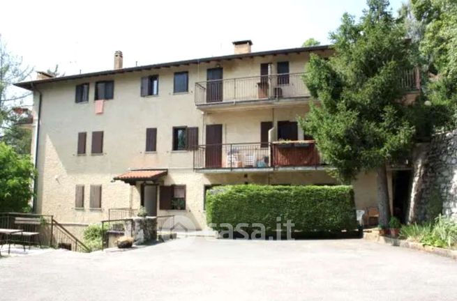 Appartamento in residenziale in Via delle Querce