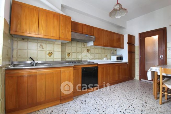 Appartamento in residenziale in Viale Camillo Benso Cavour 21