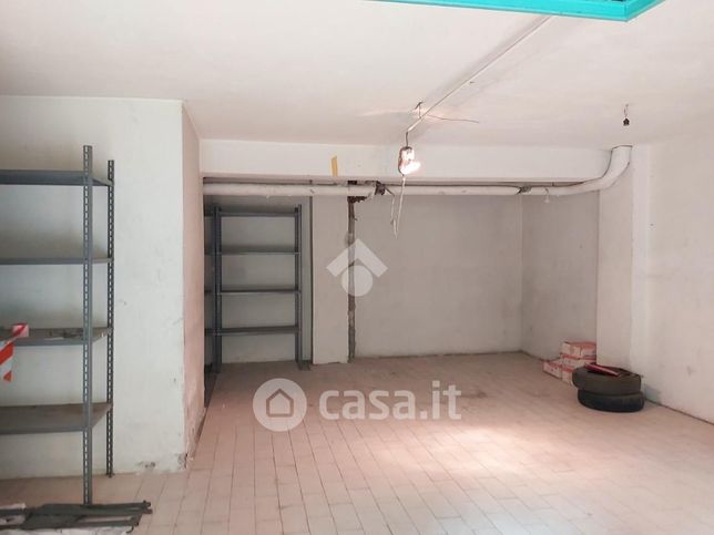 Garage/posto auto in residenziale in Via Andrea Verga 3