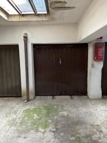 Garage/posto auto in residenziale in Teodosio 82 -/b