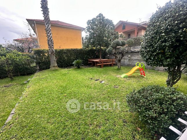 Appartamento in residenziale in Via Renato Imbriani 74