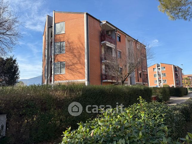 Appartamento in residenziale in Alcide De Gasperi 25