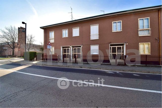 Villetta a schiera in residenziale in Via Friuli 10