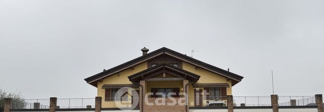 Attico/mansarda in residenziale in Via Basella 1053