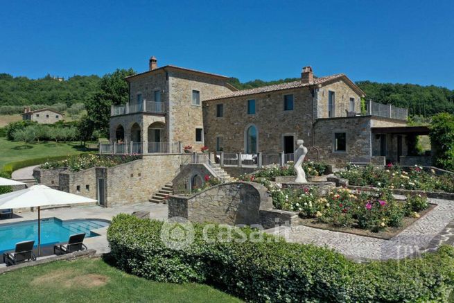 Villa in residenziale in Strada Provinciale 143