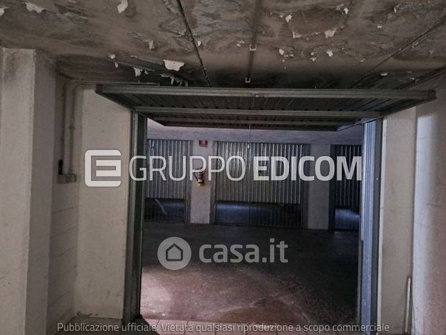 Box/posto auto in residenziale in Via Roma