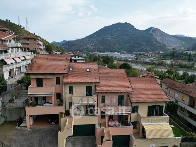 Villa in residenziale in Via Tremola 5