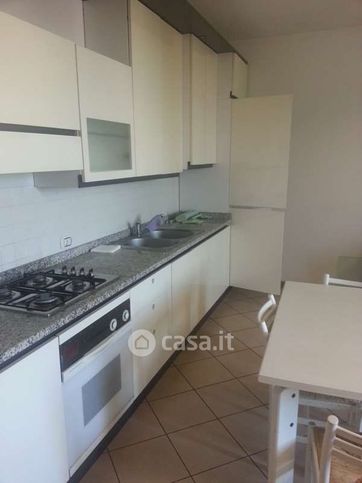 Appartamento in residenziale in Via Atheste 3