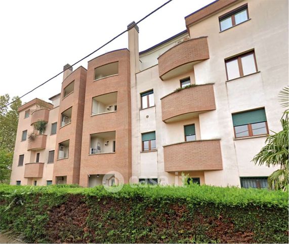 Appartamento in residenziale in Via Locatelli