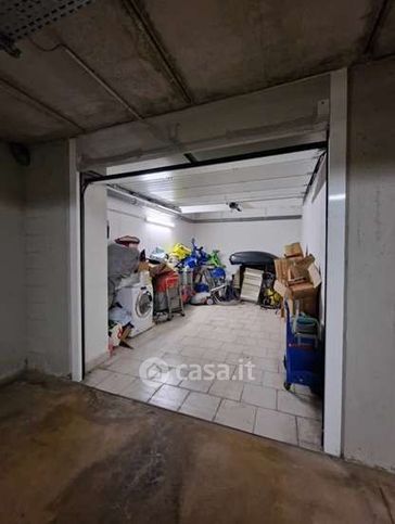 Box/posto auto in residenziale in Via Giacomo Frassi