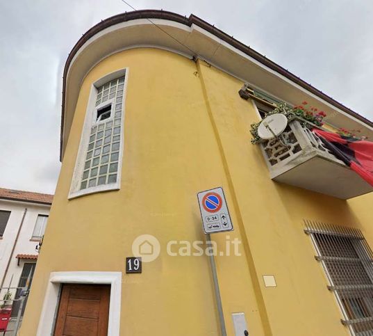 Appartamento in residenziale in Via Giosué Carducci 19