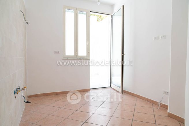 Appartamento in residenziale in Via Francesco Petrarca