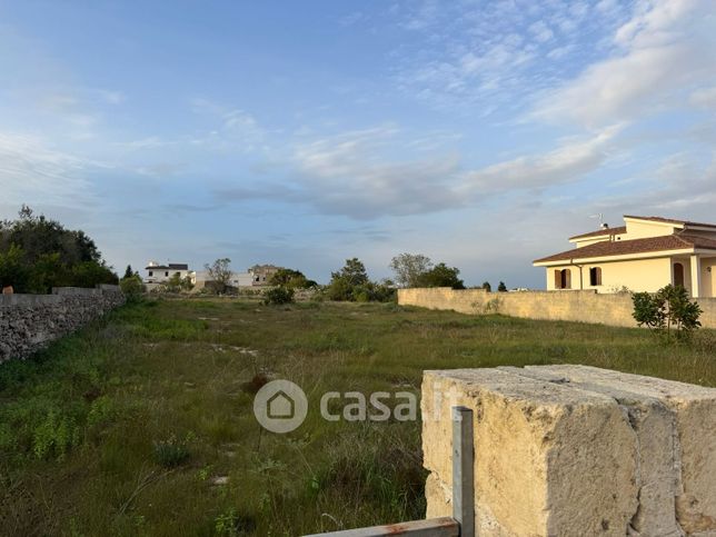 Terreno edificabile in residenziale in Via Carlo Donat Cattin 50