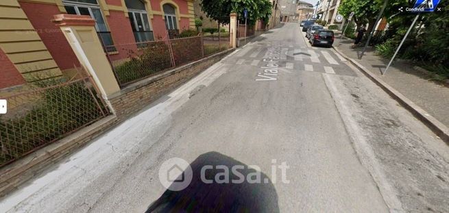 Capannone in commerciale in Viale Felice Cavallotti
