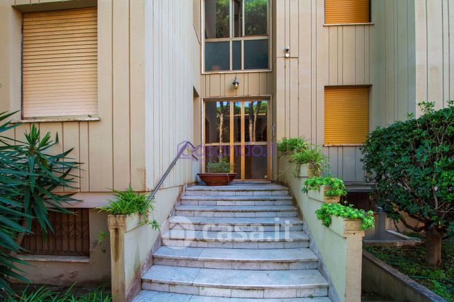 Appartamento in residenziale in Via dei Glicini 1