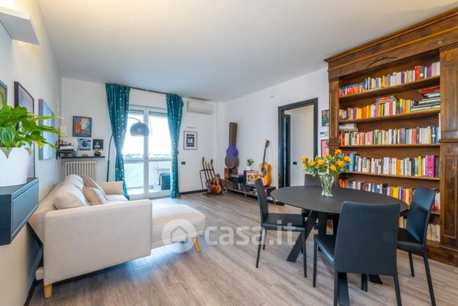 Appartamento in residenziale in Via Betty Ambiveri 5
