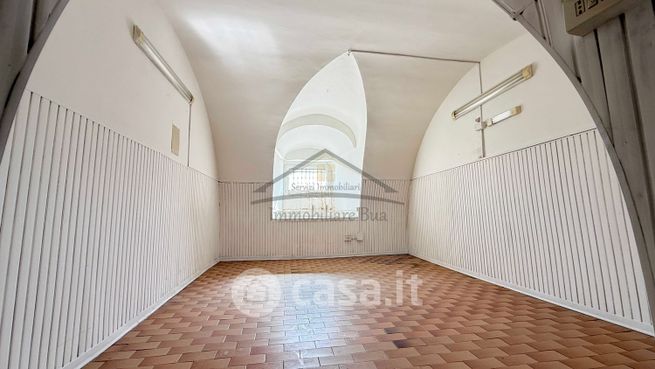 Ufficio in commerciale in Via Roma 20