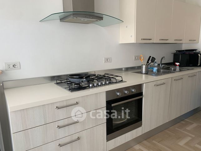 Appartamento in residenziale in Viale Dante