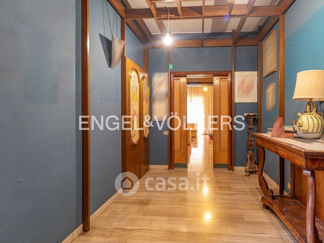 Appartamento in residenziale in Via Marcello II
