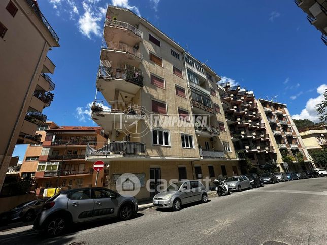 Appartamento in residenziale in Via Leopoldo Nicotra
