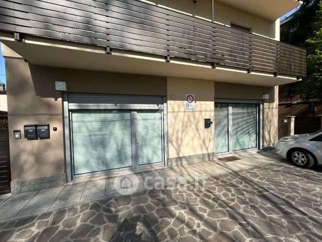 Capannone in commerciale in Via Andrea Doria 8