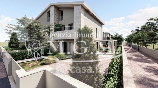 Villa in residenziale in Via di Monterotondo 56121