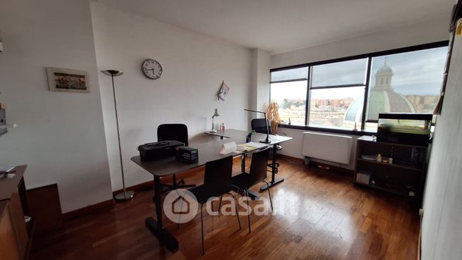 Ufficio in commerciale in Borgo Pila 40