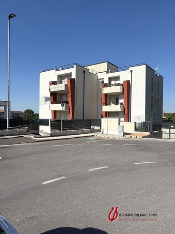 Appartamento in residenziale in Via Maria Bergamas 6