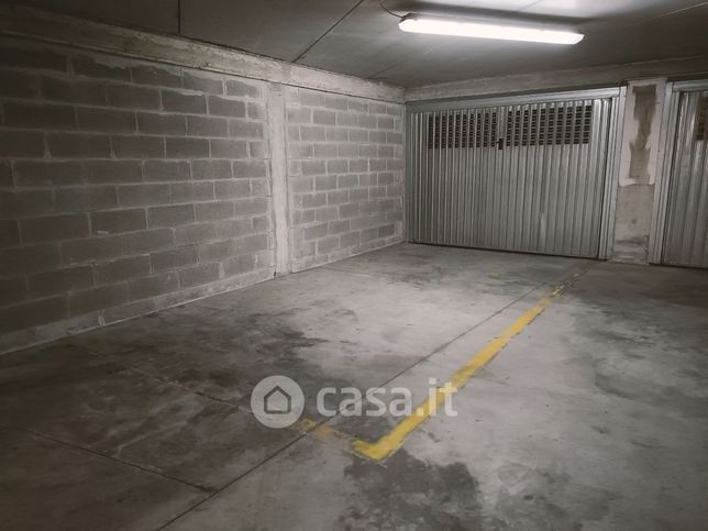 Box/posto auto in residenziale in 