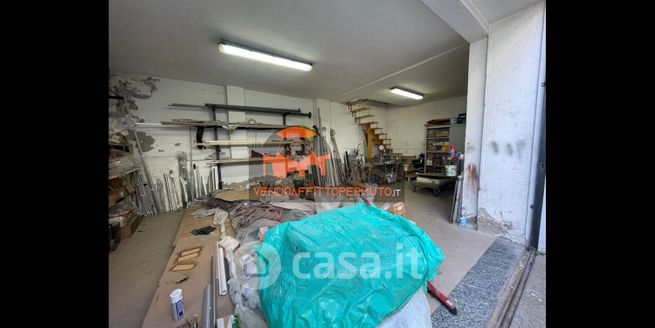 Capannone in commerciale in Via Indipendenza