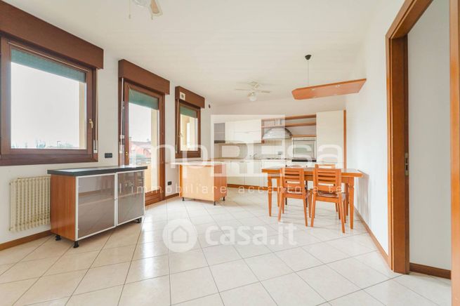 Appartamento in residenziale in Vicolo Padova 2