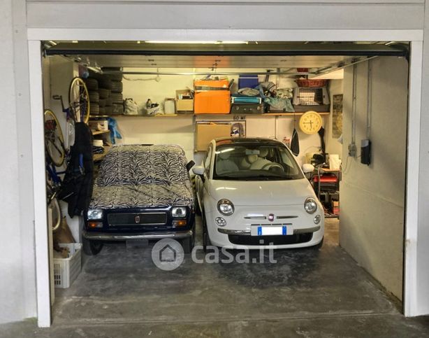 Garage/posto auto in residenziale in Via delle Ghiaie