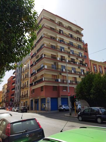 Appartamento in residenziale in Via Leonida 49