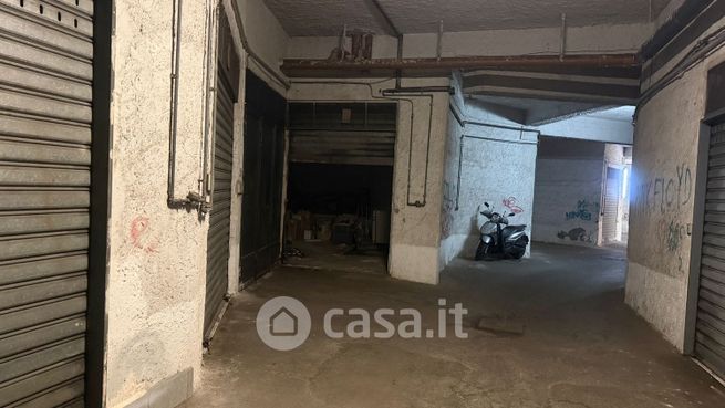 Box/posto auto in residenziale in Via Nazionale 56