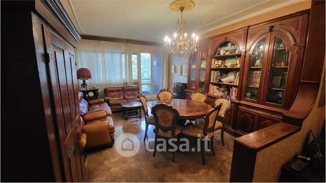 Appartamento in residenziale in Via Louis Pasteur