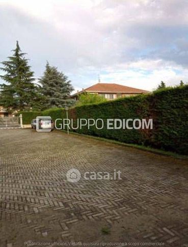Box/posto auto in residenziale in Strada Fontana D'Orto