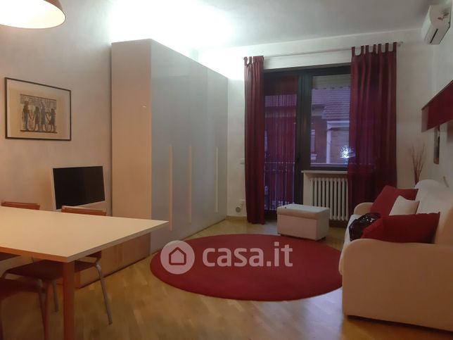 Appartamento in residenziale in Via Monteponi 26