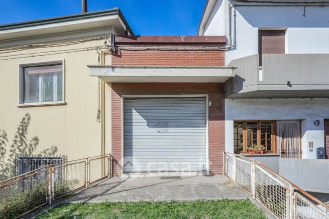 Ufficio in commerciale in Via Giovanni Amendola 39 B