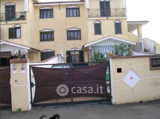 Villetta a schiera in residenziale in Via Lago Maggiore