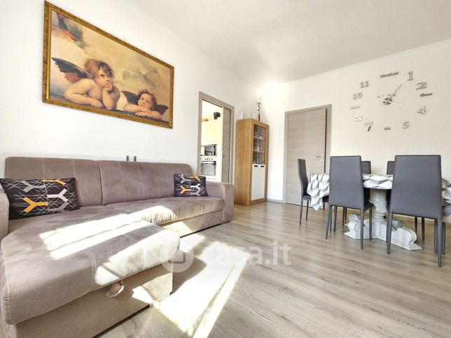 Appartamento in residenziale in Via Regia Antica 80