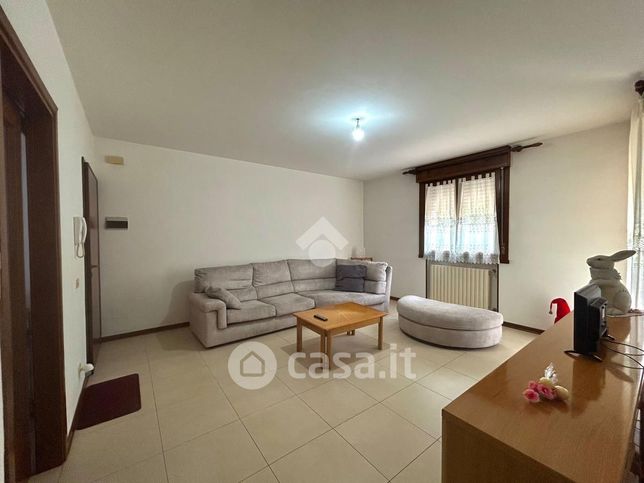 Appartamento in residenziale in Via Terradura 1