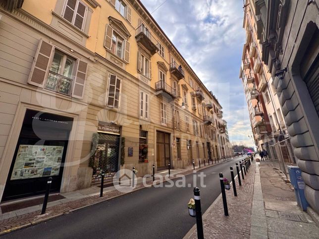 Appartamento in residenziale in Via Fratelli Calandra 13