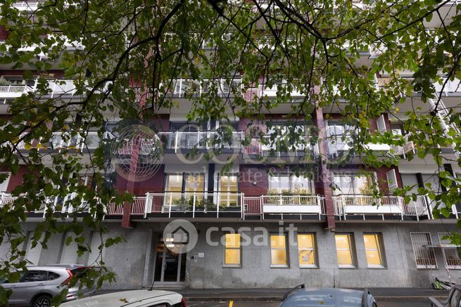 Ufficio in commerciale in Viale Angelo Filippetti 28 A