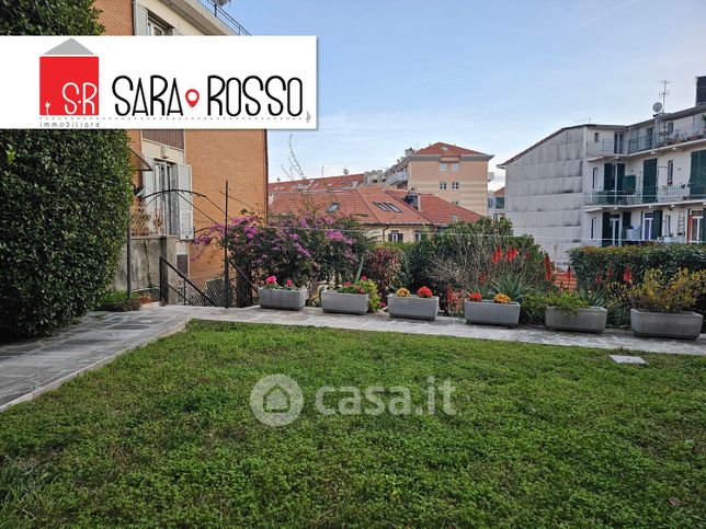 Appartamento in residenziale in Via Firenze 1