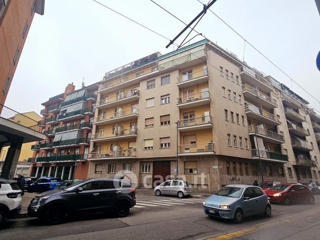 Appartamento in residenziale in Via Arturo Colautti 27