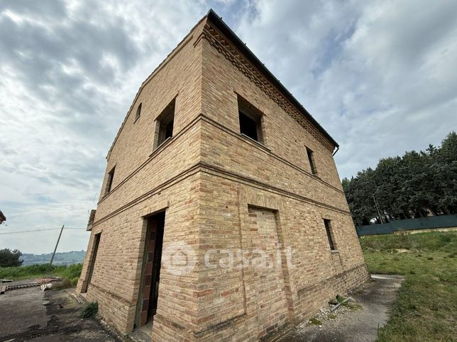 Casa indipendente in residenziale in Contrada Migliarino