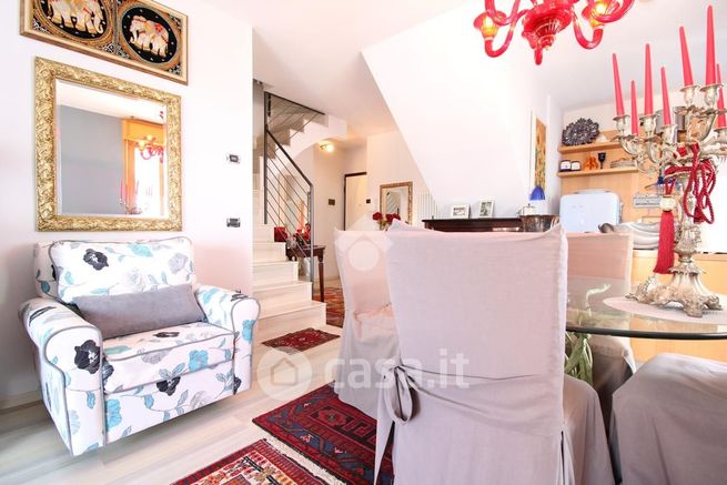 Appartamento in residenziale in Via Bafile 3