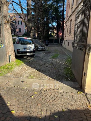 Box/posto auto in residenziale in 